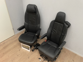 Set leren Scania stoelen