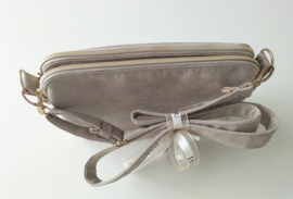 Crossbody bag tasje beige skaileer dames