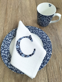 Landelijke linnen off white servet 'letter' gepersonaliseerd geborduurd blauw chinoiserie