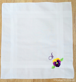 Geborduurde zakdoek wit met  viooltje en letter/initialen