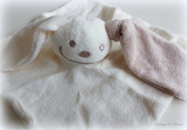 Knuffeldoekje ecru/ beige oortje met naam geborduurd gepersonaliseerd