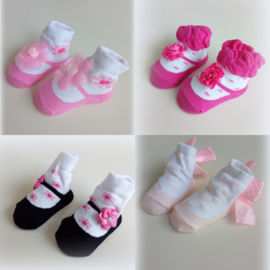 babysokjes meisjes roze/fuchsia/zwart/ babyroze  'Mary Jane' sokjes 0 - 6 mnd.