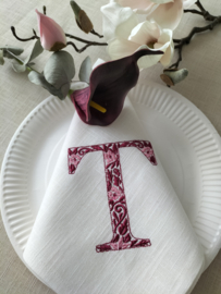 Landelijke linnen off white servet 'letter' gepersonaliseerd geborduurd bordeaux chinoiserie