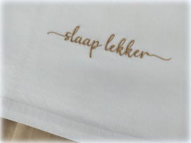 Ledikantlaken 120 cm x 150 cm in wit/ beige/ bruin 'Slaap lekker' geborduurd