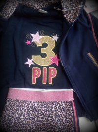 Donkerblauw verjaardagsshirt/ longsleeve met cijfer en naam roze goud glitter en sterren