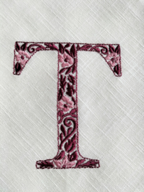 Landelijke linnen off white servet 'letter' gepersonaliseerd geborduurd bordeaux chinoiserie