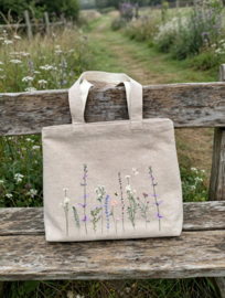 Stone washed linnen tas met geborduurde veldbloemen zand/ beige