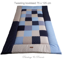 Boxkleed `donkerblauw/lichtblauw/zand in ster, ruit en wafelstof`