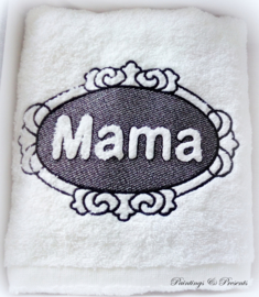 Luxe handdoek 50 x 100 cm wit/zwart met embossing borduring mama 'moederdagcadeau'