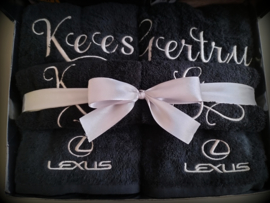 Bedank cadeau trouwauto huwelijk geborduurde handdoek washand set met naam zwart