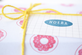 Stempel Hoera - Studio Maas