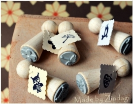 Mini stamp - Thimble and needle