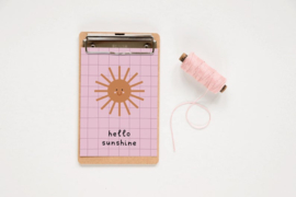 Leonie van der Laan postkaart Hello Sunshine