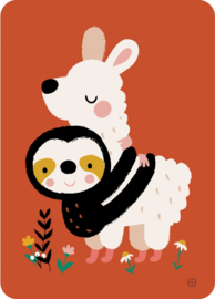Bora Postkaart Sloth alpaca hug