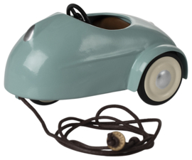 Maileg auto muis licht blauw