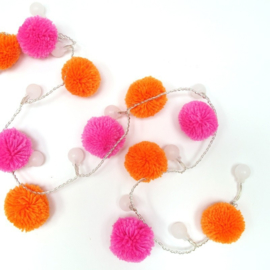 House of disaster STRING OF 20 NEON POM POM LIGHTS