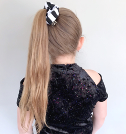 Ollie & Flo scrunchie wokkel zwart wit