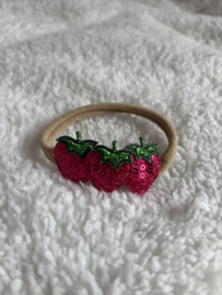 Haarbandje met aardbeitjes