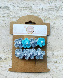 Alligator clips met gehaakte bloemetjes