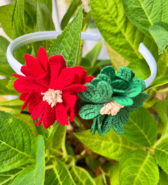 Diadeem met bloemen (Kerst kleuren)