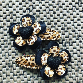 Haarspeldjes Leopard/zwart met hartje