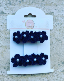 Alligator clip met bloemtjes navy