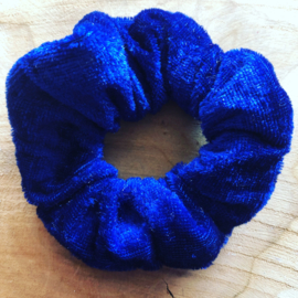 Schrunchie Konings blauw velvet