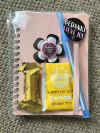 Notitieboekje Bedankt lieve juf..