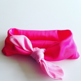 Knoop haarbandje:fuchsia/rose