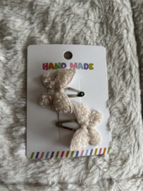 Haarspeldjes met zachte vlinder