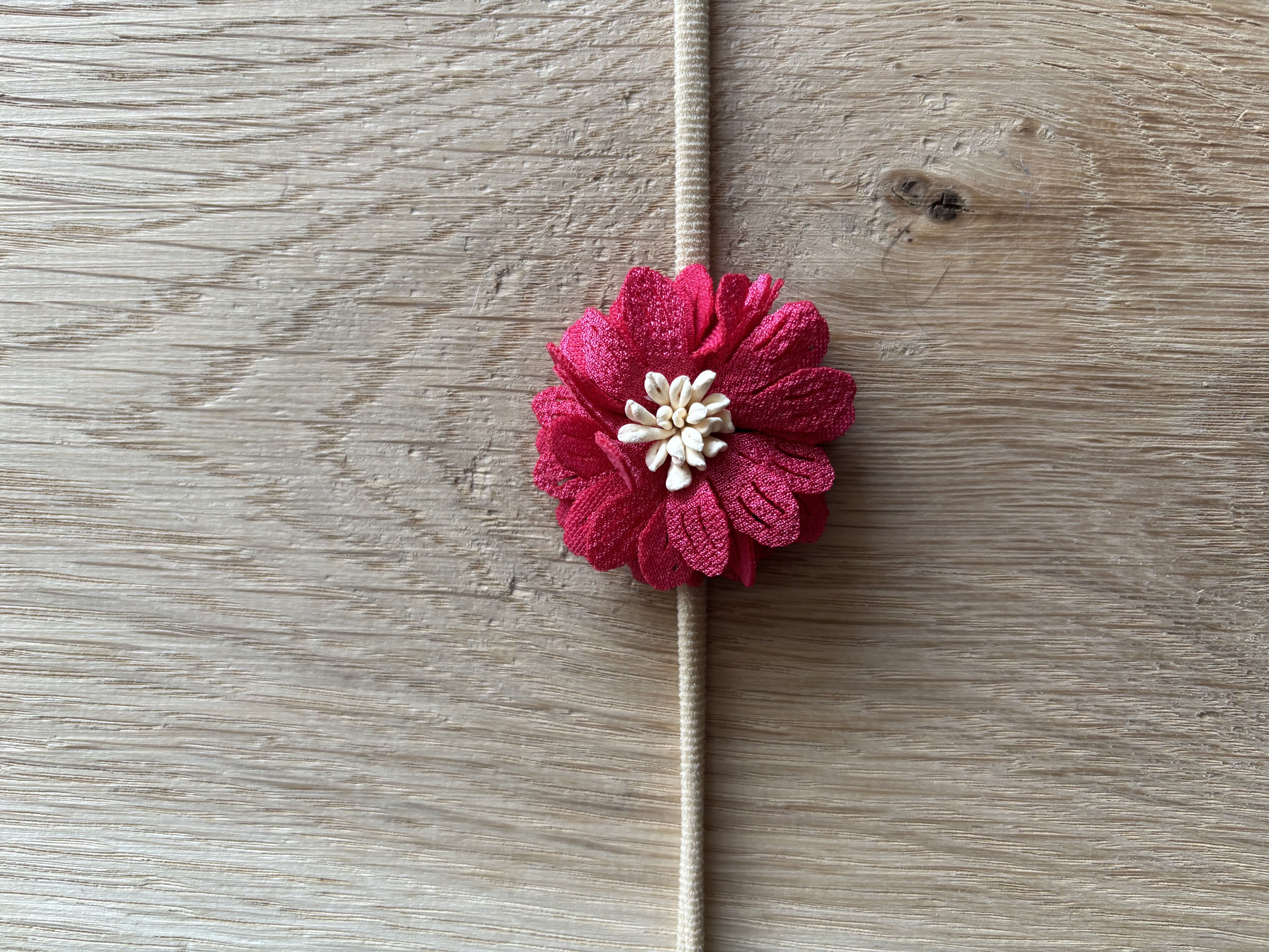 Haarbandje met bloem