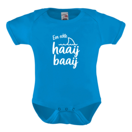Baby romper: Een echte haaij baaij