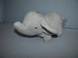 KP-2521  H&M olifant - 22 cm