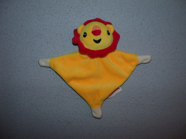 KP-1863  Fisher Price kroeldoekje leeuw