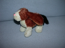 H-764  Ganz hondje Beagle