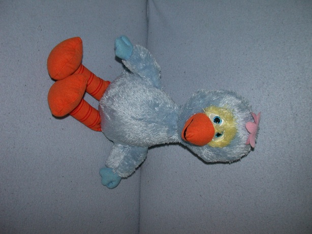 E-786  Sesamstraat  Pino/Blue Bird - 42 cm