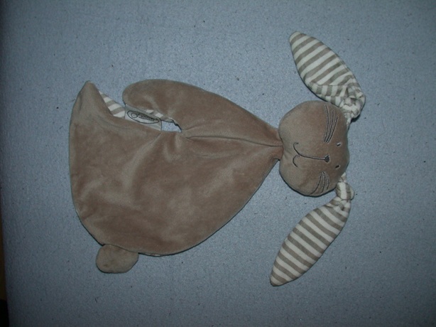 K-1261  Funnies kroeldoek konijn