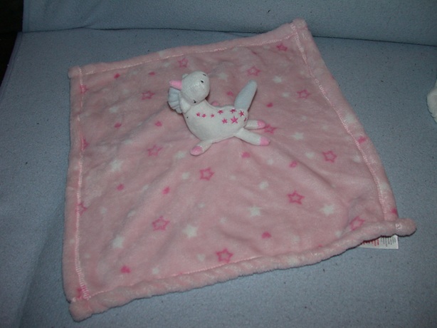 AJ-1532  Primark/Early Days kroeldoek eenhoorn