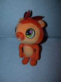 AJ-1823  Hasbro/Littlest Pet Shop egel Russell - 15 cm
