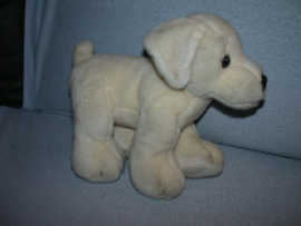 H-1130  Keel Toys hond Labrador - 25 cm