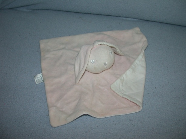 K-1460  Bambino kroeldoekje konijn - tricot oren