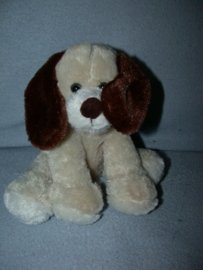 H-783  Family Shop hond - 20 cm