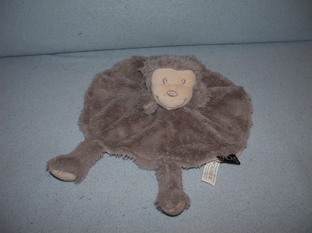 AJ-1738  Unique Living kroeldoekje aap