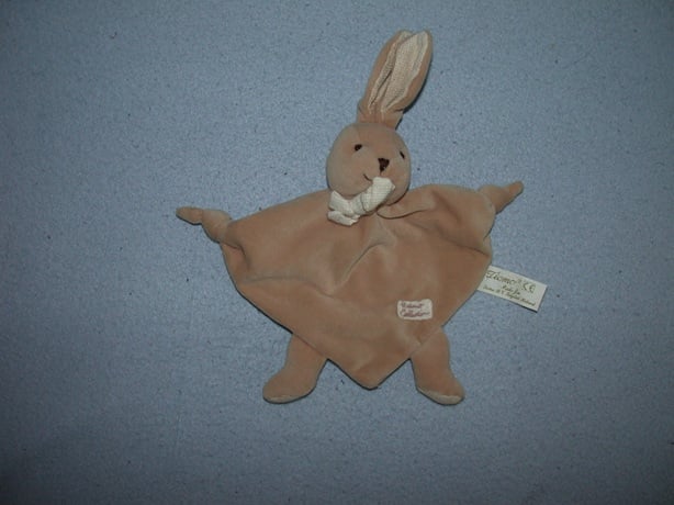 K-15  Tiamo kroeldoekje konijn