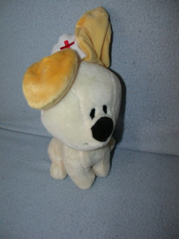 H-840  Tiamo hondje Pip als verpleegster - 18 cm