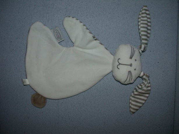 K-1083  Funnies kroeldoek konijn
