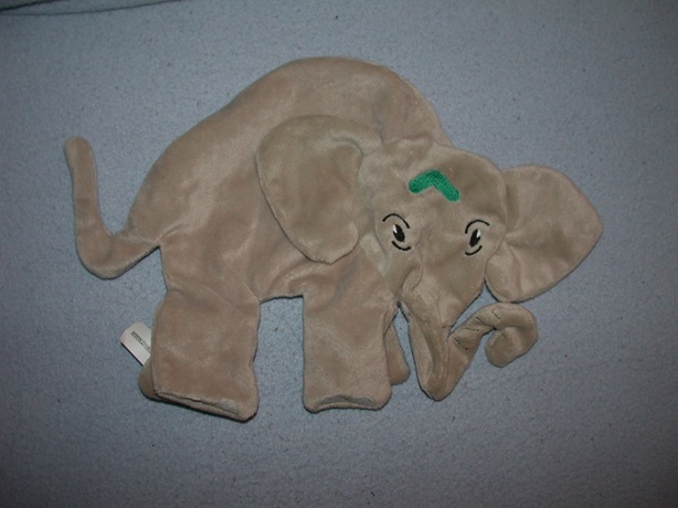 KP-962  DSW kroeldoekje olifant