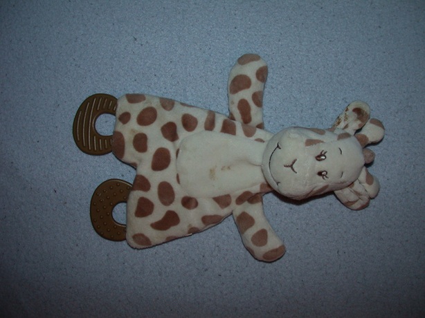 AJ-1490  ZD Trading/Action kroeldoekje giraffe met bijtstukken