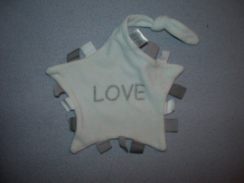 PS-1157  VIB (Very Important Baby) labeldoekje Love