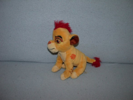 KP-2362  Nicotoy leeuw Simba uit the Lion King - 17 cm